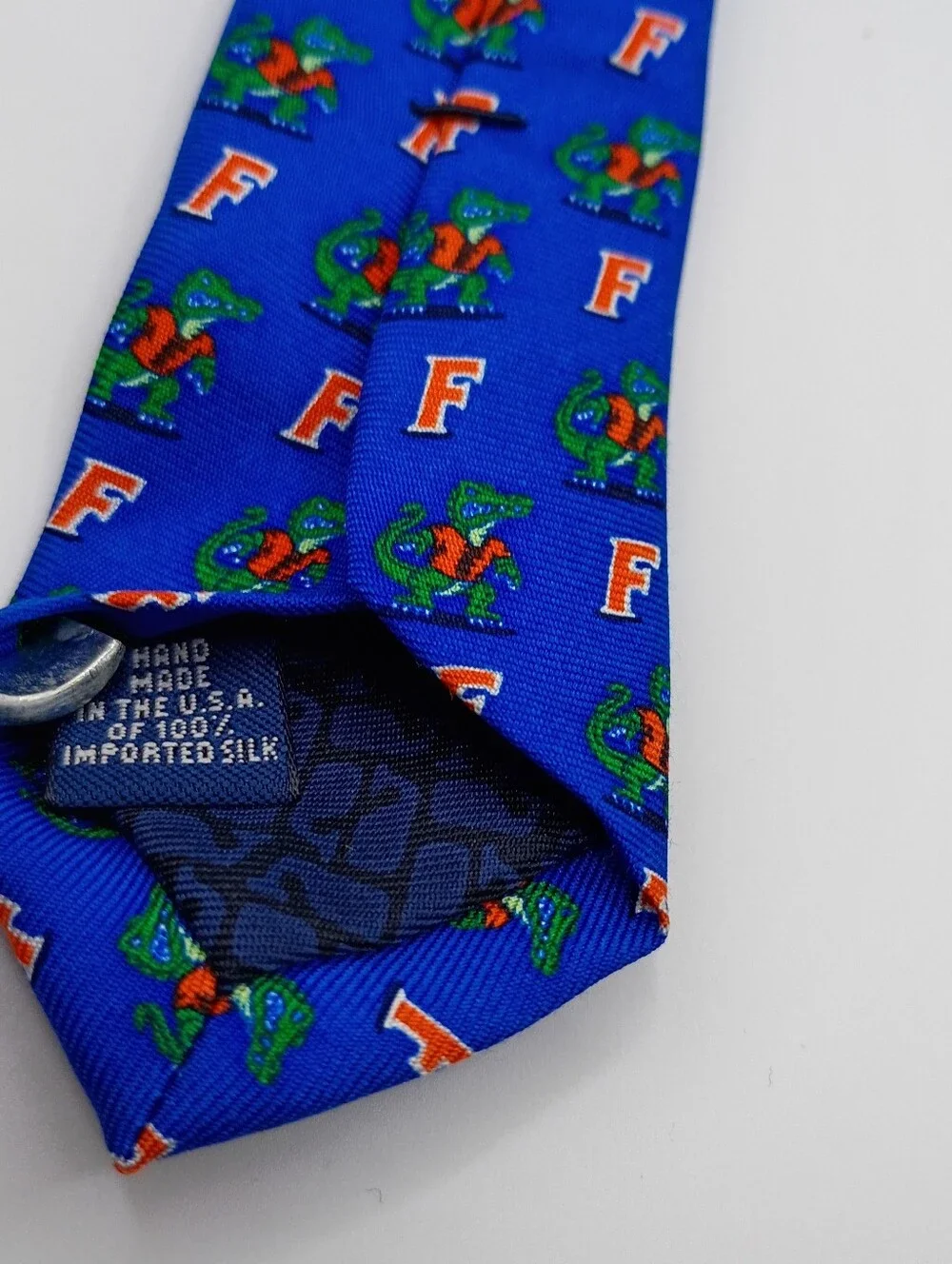 Vineyard Vines Custom UF Gators 100% Silk Tie Blue Orange Logo – Made in USA NWT
